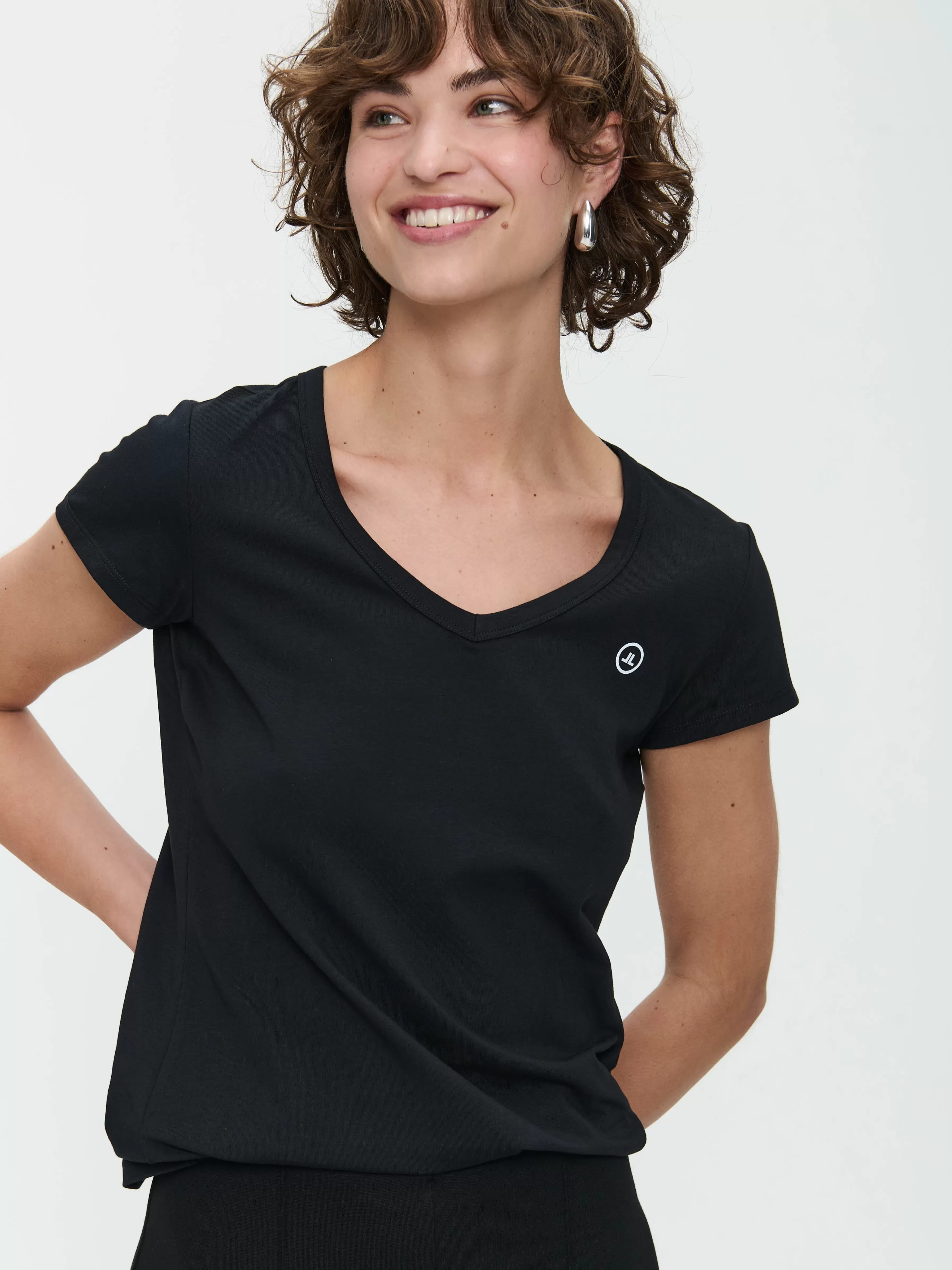 Best basic>Jane Lushka T Shirt V Neck Easy Wear Organic Cotton | Black