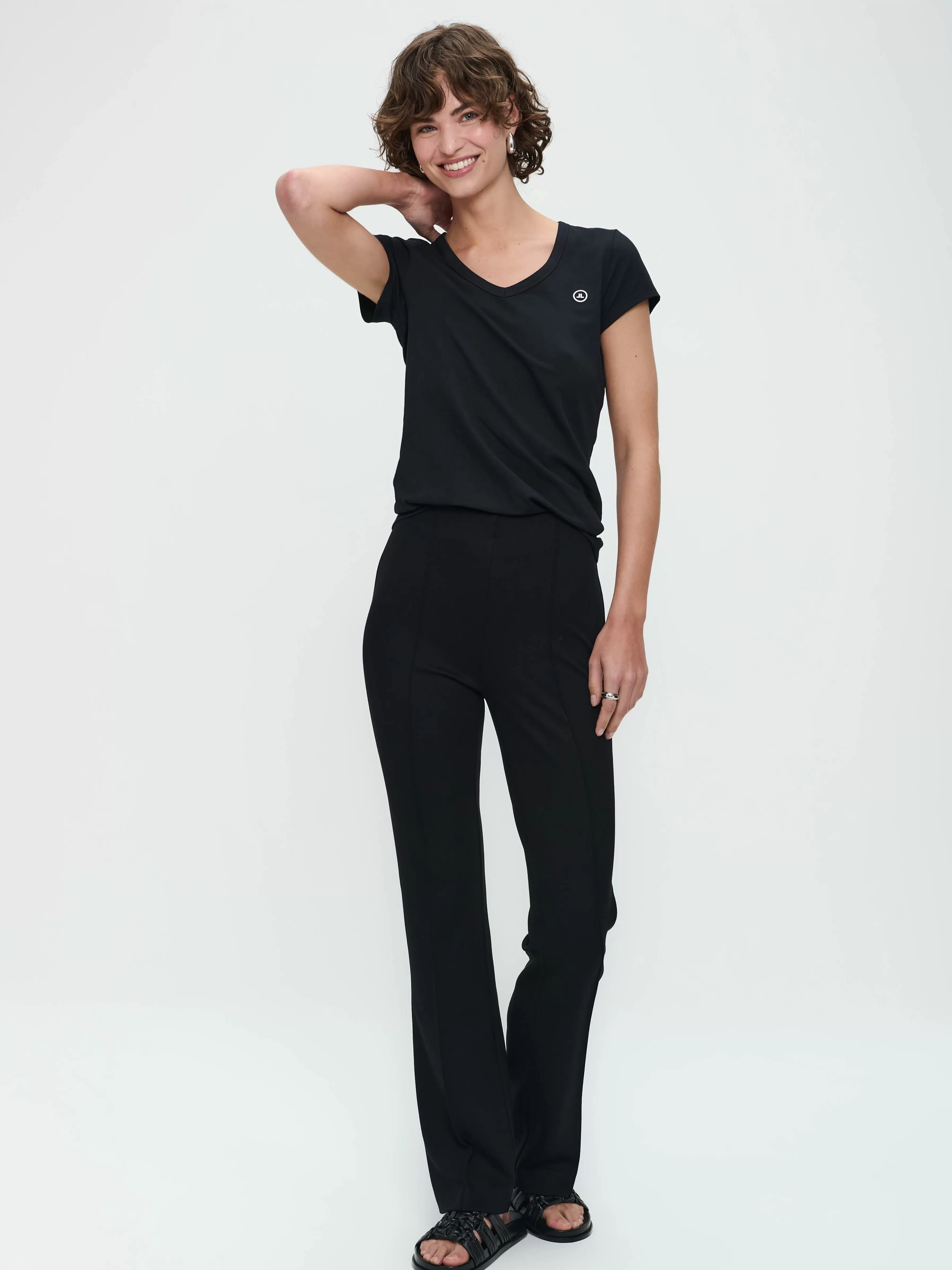 Best basic>Jane Lushka T Shirt V Neck Easy Wear Organic Cotton | Black